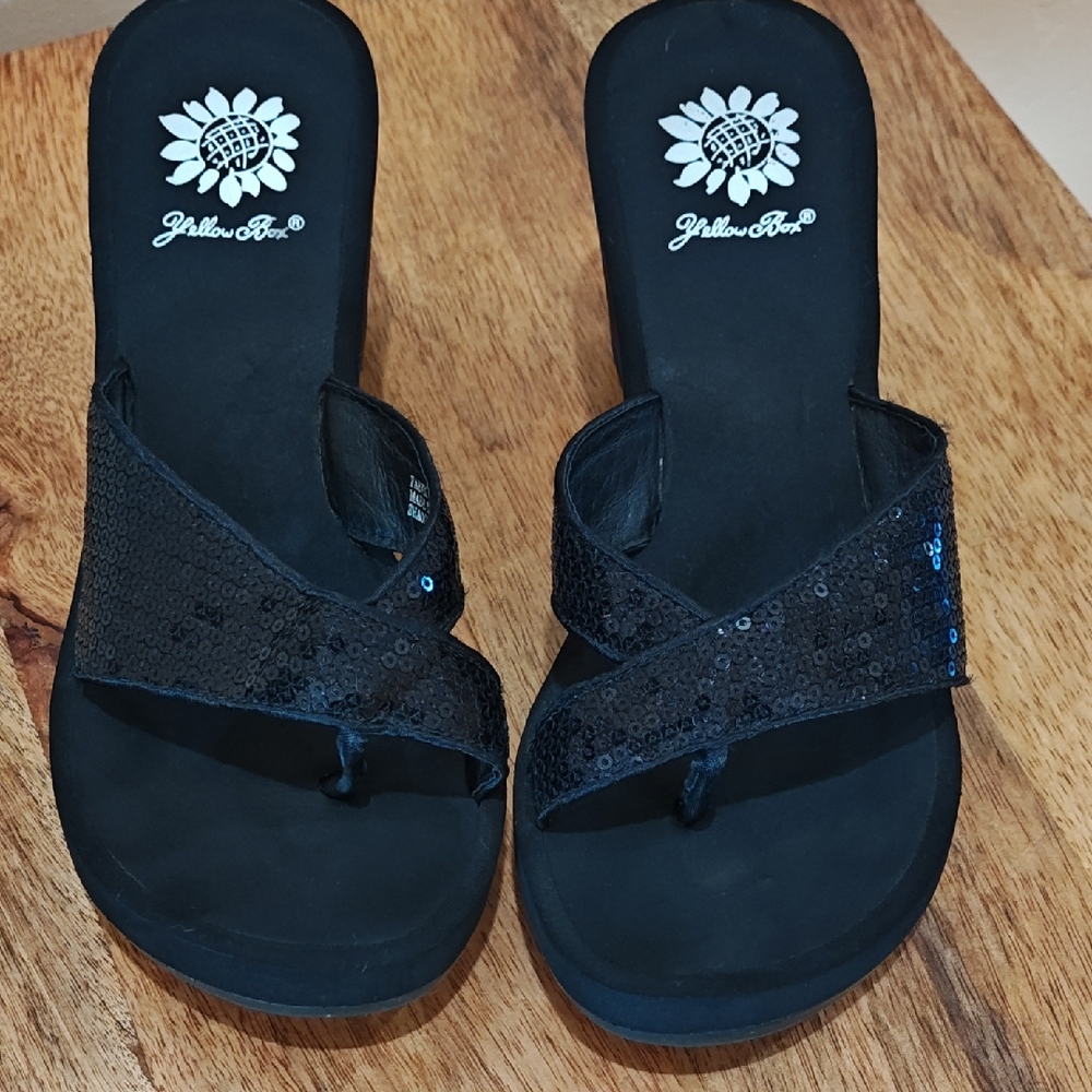 Yellow Box Black Sequin Crisscross Toe-Post Sandals